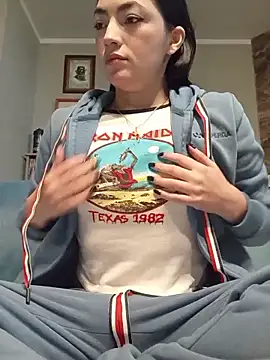 ThailyCherry online show from March 10, 10:19 am