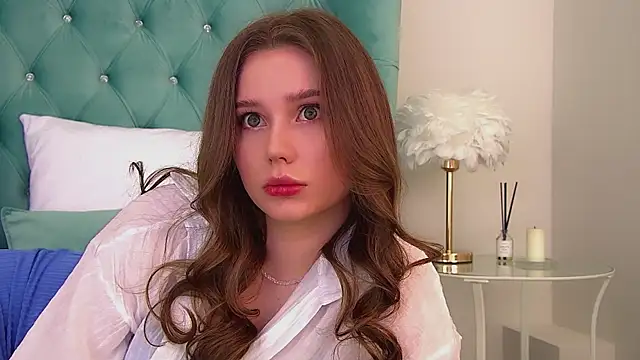 Snapshot of DianaVert chatting on September 12, 6:37 pm DianaVert online show from September 12, 6:37 pm