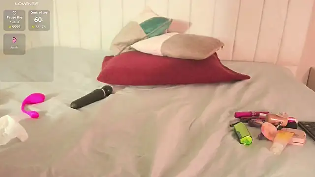 julieta flower online show from March 12, 2:20 pm