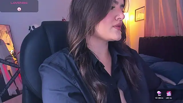 ellarosee  online show from October 21, 6:12 pm