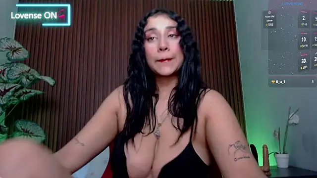 venuz lee online show from October 4, 1:39 pm