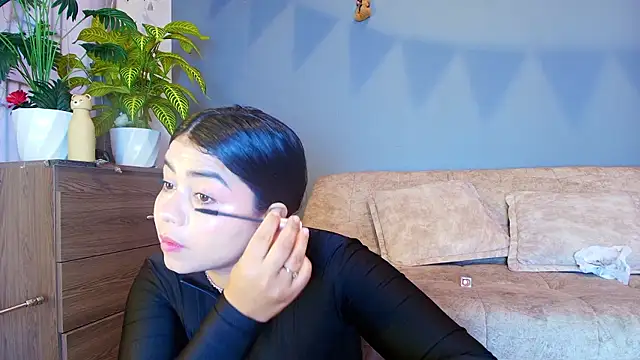 jade brunnette online show from June 30, 8:19 pm