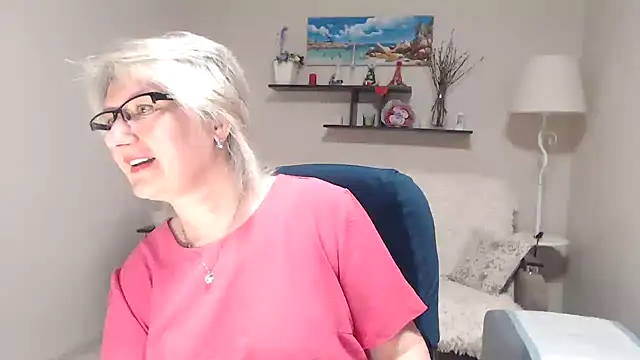 FleurMays online show from May 1, 1:53 am