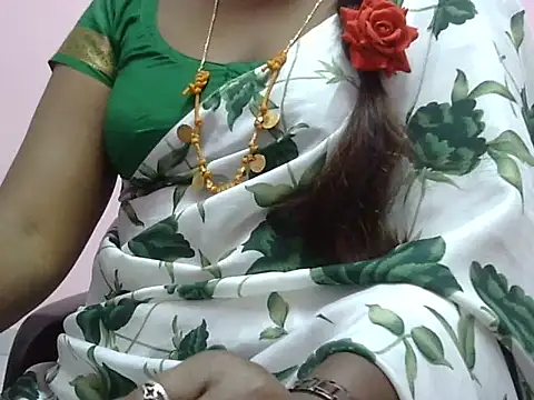 Hot akshara online show from February 25, 2:04 pm