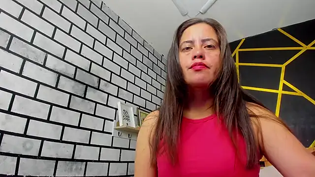 Snapshot of kathina_giraldo chatting on October 21, 1:04 pm kathina giraldo online show from October 21, 1:04 pm