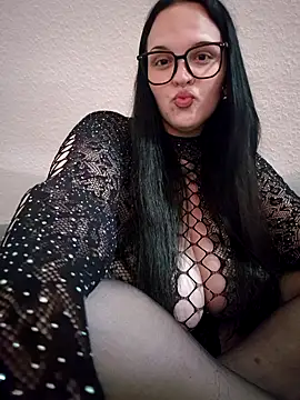 Jujuicy 97 online show from May 10, 6:10 pm
