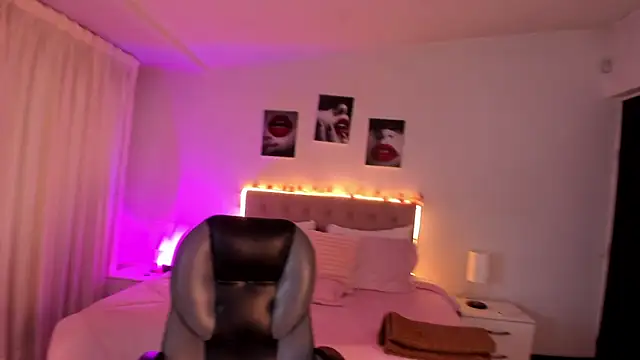  Charlotte evans 1 online show from November 5, 8:58 pm