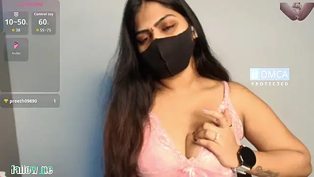 Snapshot of sameeksha_9 chatting on September 13, 12:46 pm sameeksha 9 online show from September 13, 12:46 pm