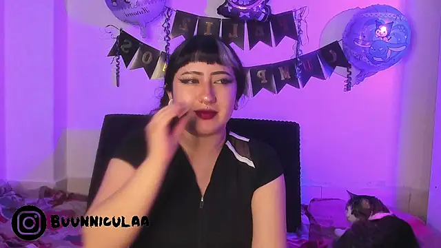 larissa01  online show from January 16, 10:06 pm