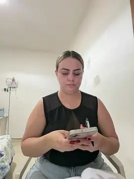 Im Amelia online show from July 17, 4:11 pm