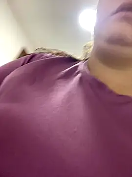 Im Amelia online show from November 18, 1:01 pm