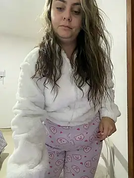 Im Amelia online show from July 5, 1:45 am