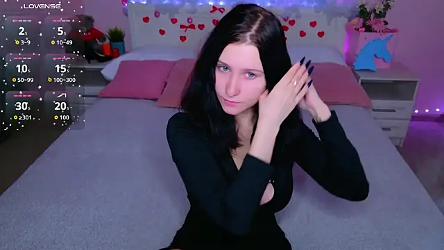 SarahStanley online show from February 26, 4:06 pm