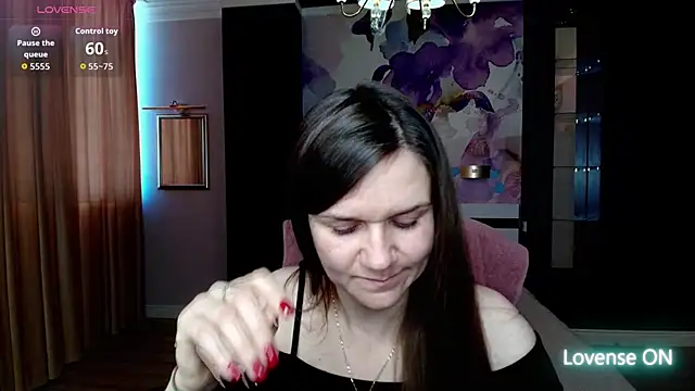AriaGray online show from May 2, 6:49 am
