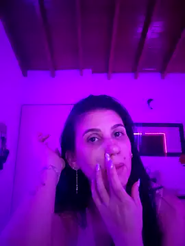 Snapshot of AbbyBaker222 chatting on September 18, 5:28 am AbbyBaker222 online show from September 18, 5:28 am