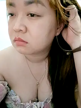 VyOanh2K online show from November 6, 4:35 pm