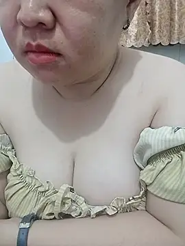 VyOanh2K online show from July 28, 4:39 pm