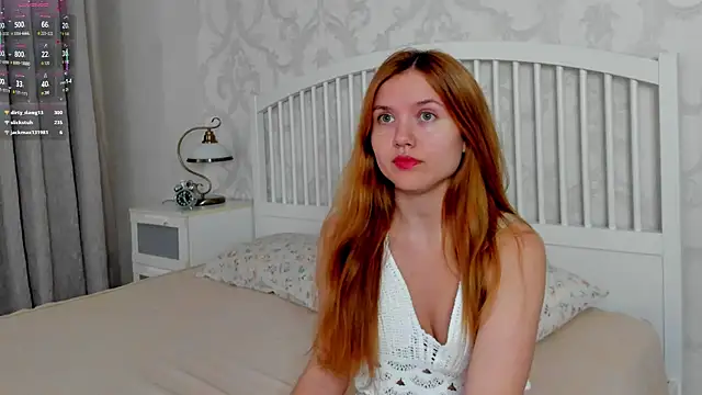 Eva  Lewis online show from July 18, 11:02 am