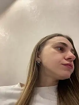 GraceTorrez online show from November 24, 6:21 pm