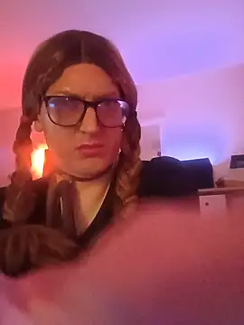 sissytrapdolly24 online show from July 5, 6:35 pm