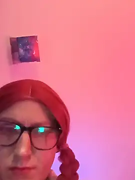 sissytrapdolly24 online show from July 30, 9:48 pm