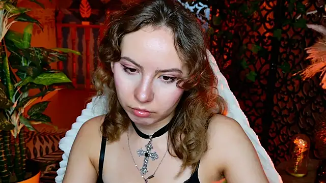 JasmineMilko online show from June 20, 5:11 am