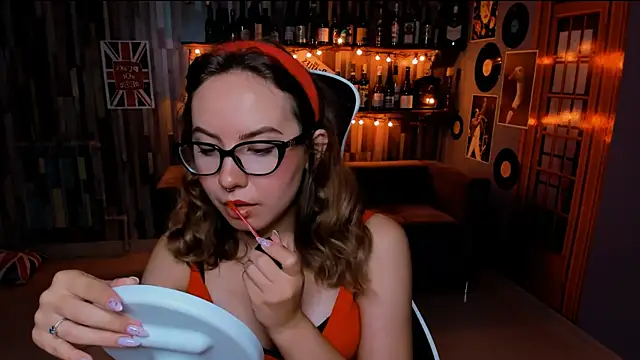 JasmineMilko online show from July 2, 5:02 am