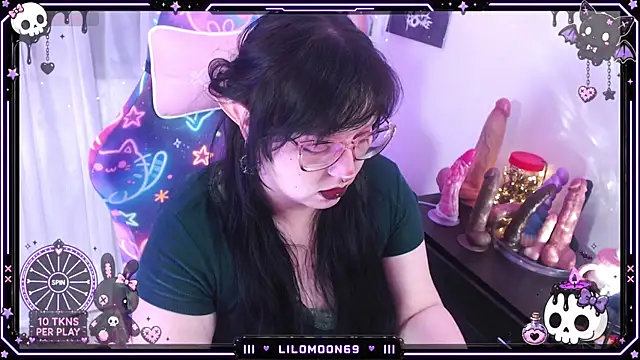 LiloMoon69 online show from July 9, 7:55 am
