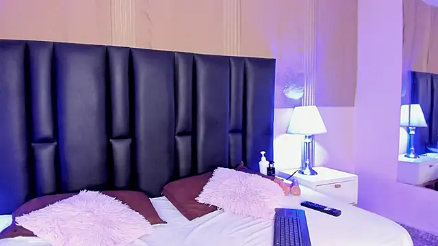 Milf meli online show from June 16, 11:11 am