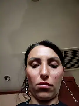 Izabella Bella online show from June 28, 7:37 am