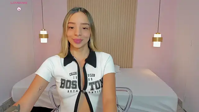 AliceRoss0 online show from July 4, 9:00 pm
