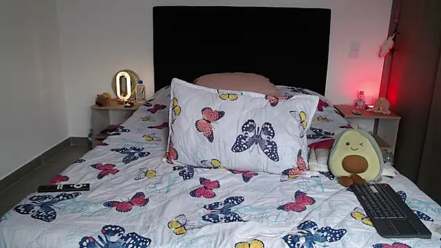 TatianaMonteross online show from May 2, 2:42 pm