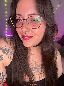 Mizztikaa online show from July 9, 10:01 pm