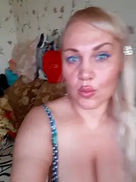 IsabellaBoni online show from October 28, 7:14 am