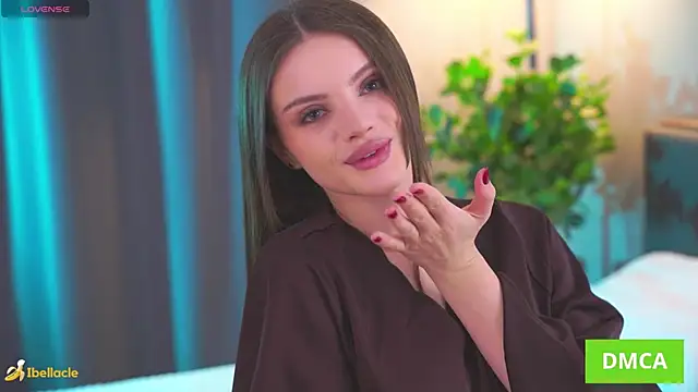 Bellacle online show from December 17, 3:49 pm