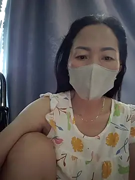 Baby-sexytits18 online show from October 13, 11:18 pm