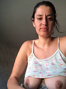 Snapshot of Catmila94 chatting on September 15, 2:03 pm Catmila94 online show from September 15, 2:03 pm