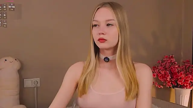 nik0le  online show from April 29, 10:59 pm