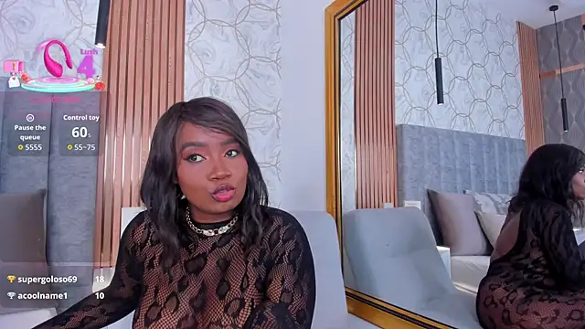 Britanymooree online show from February 6, 9:29 pm