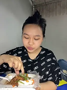 Odette68 online show from June 29, 11:59 pm