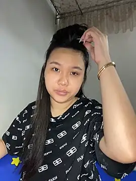 Odette68 online show from July 17, 1:54 am