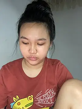 Odette68 online show from August 4, 1:33 am