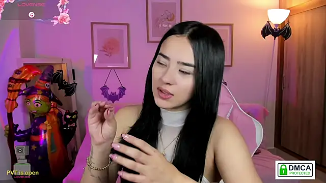 Snapshot of Veronica_isaza__ chatting on October 7, 12:53 pm Veronica isaza online show from October 7, 12:53 pm