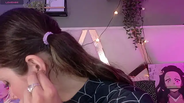 AmbarHills 1 online show from November 8, 11:59 am