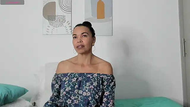 Evawalker  online show from November 6, 3:23 am