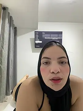 Layla kaderr online show from August 5, 11:11 pm