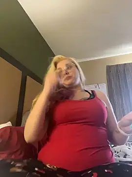 Lalalynn online show from February 20, 6:20 pm