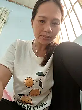 Baby-ladyass20 online show from October 29, 2:49 am