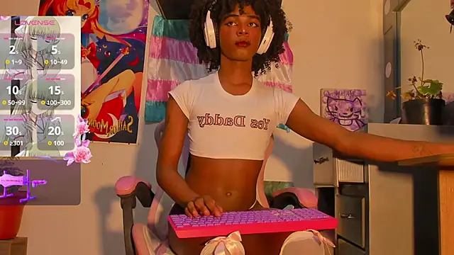 Effy Marinn online show from September 25, 7:18 am