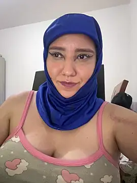 hannahayat online show from June 13, 3:04 am